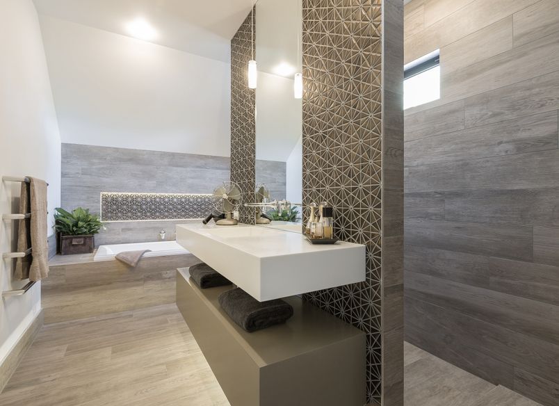 Karaka Guest Bathroom