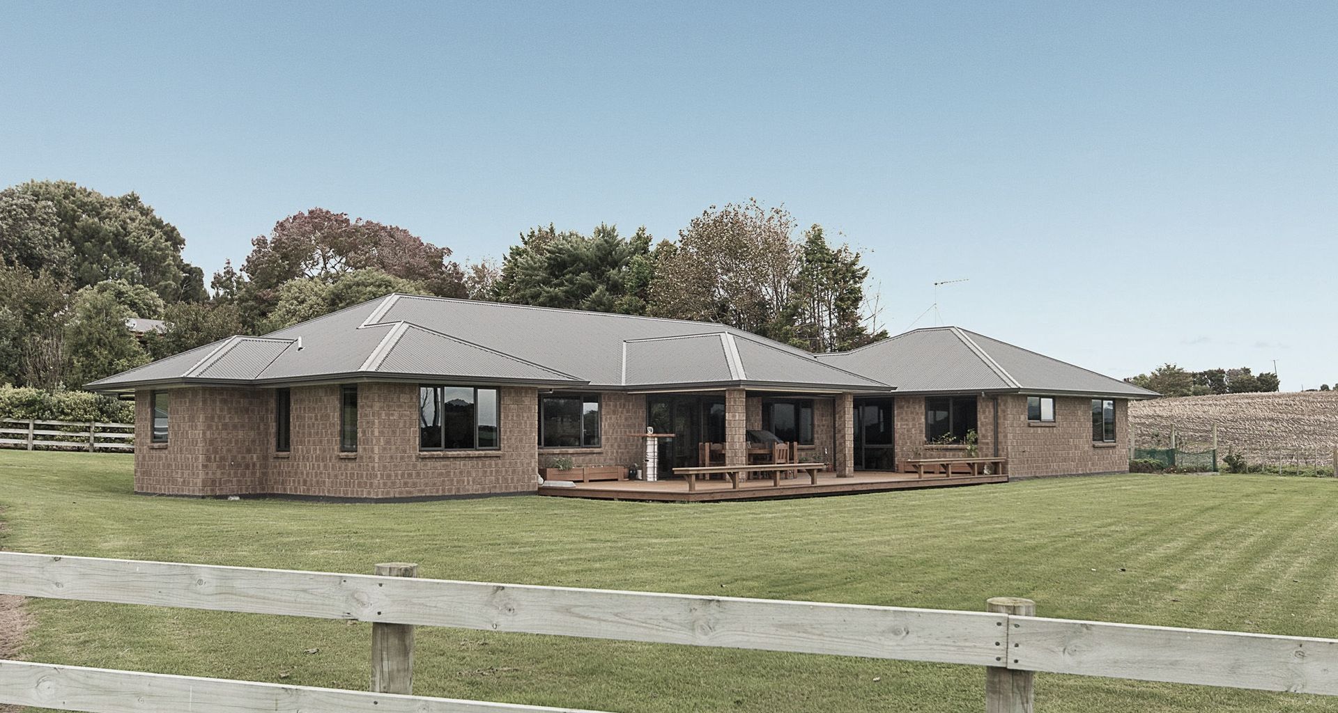 Loosemore Home banner