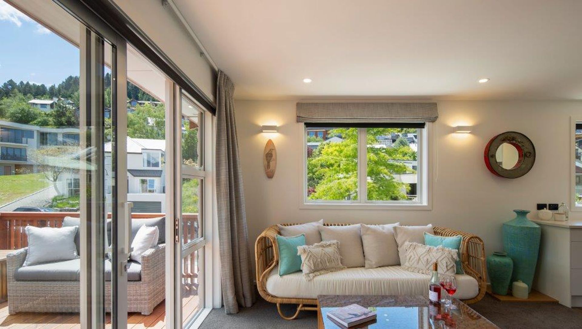Hillside Villas banner