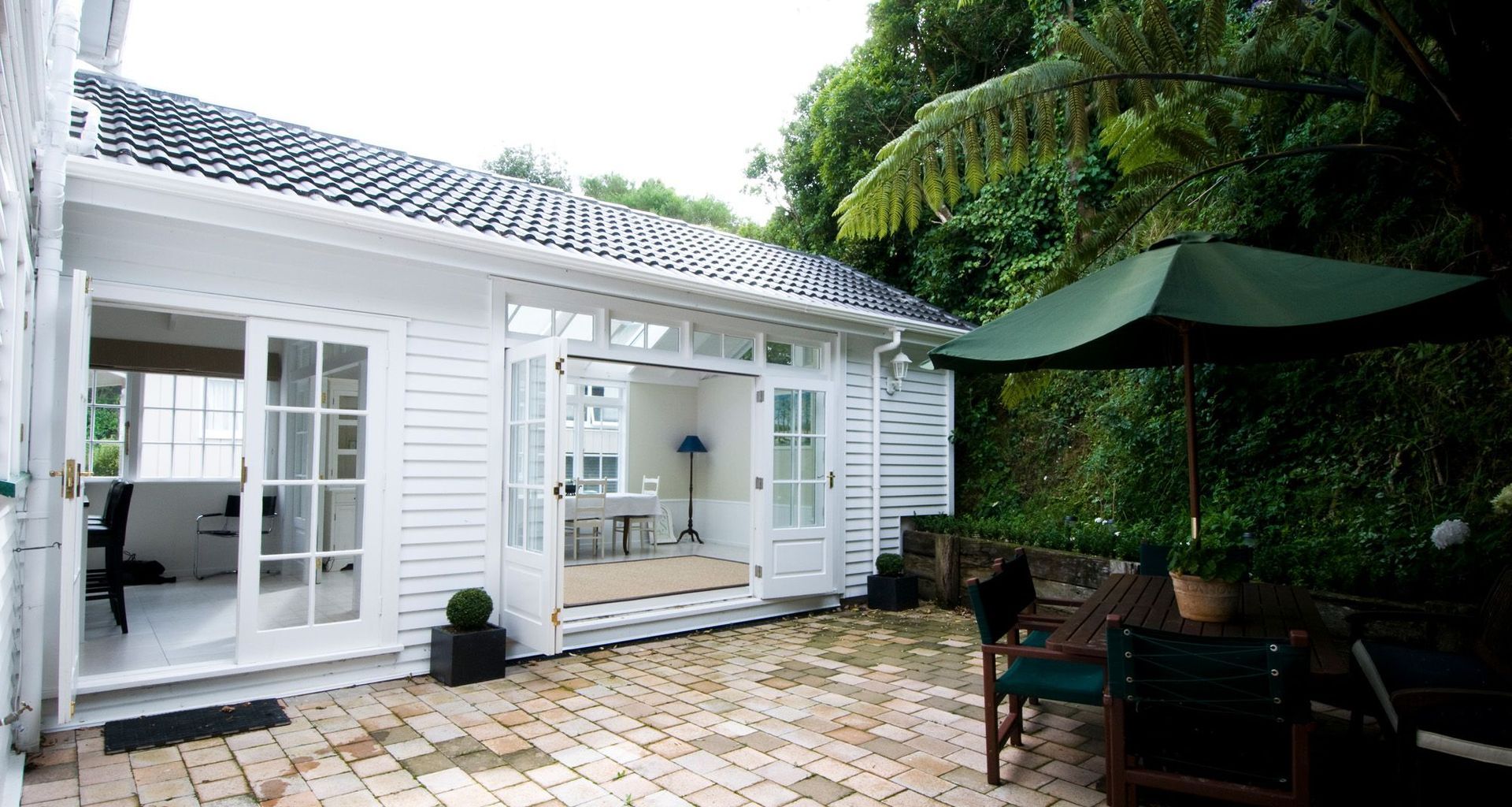 Khandallah Garden Room banner