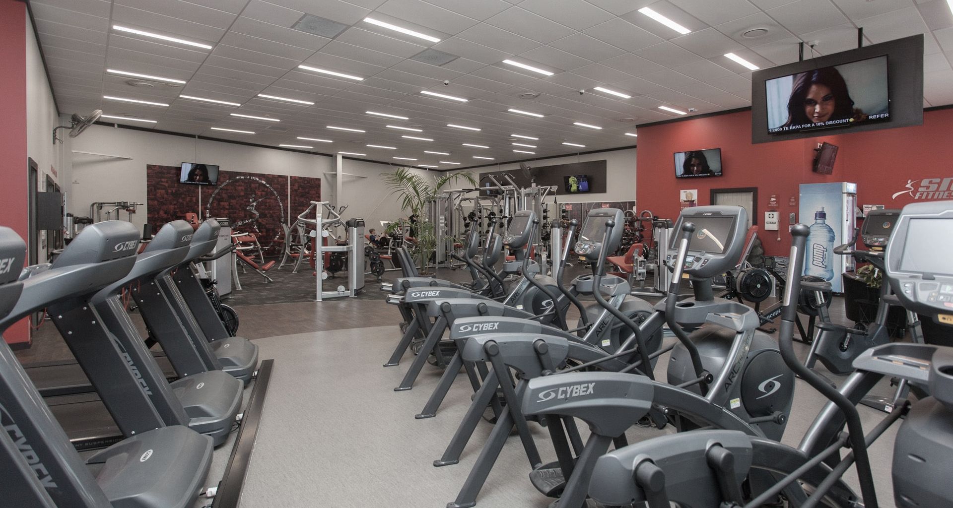 Kingsbeer Construction + Snap Fitness banner