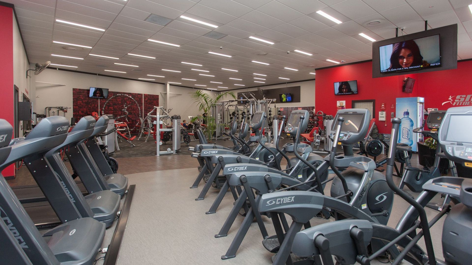 Kingsbeer Construction + Snap Fitness banner