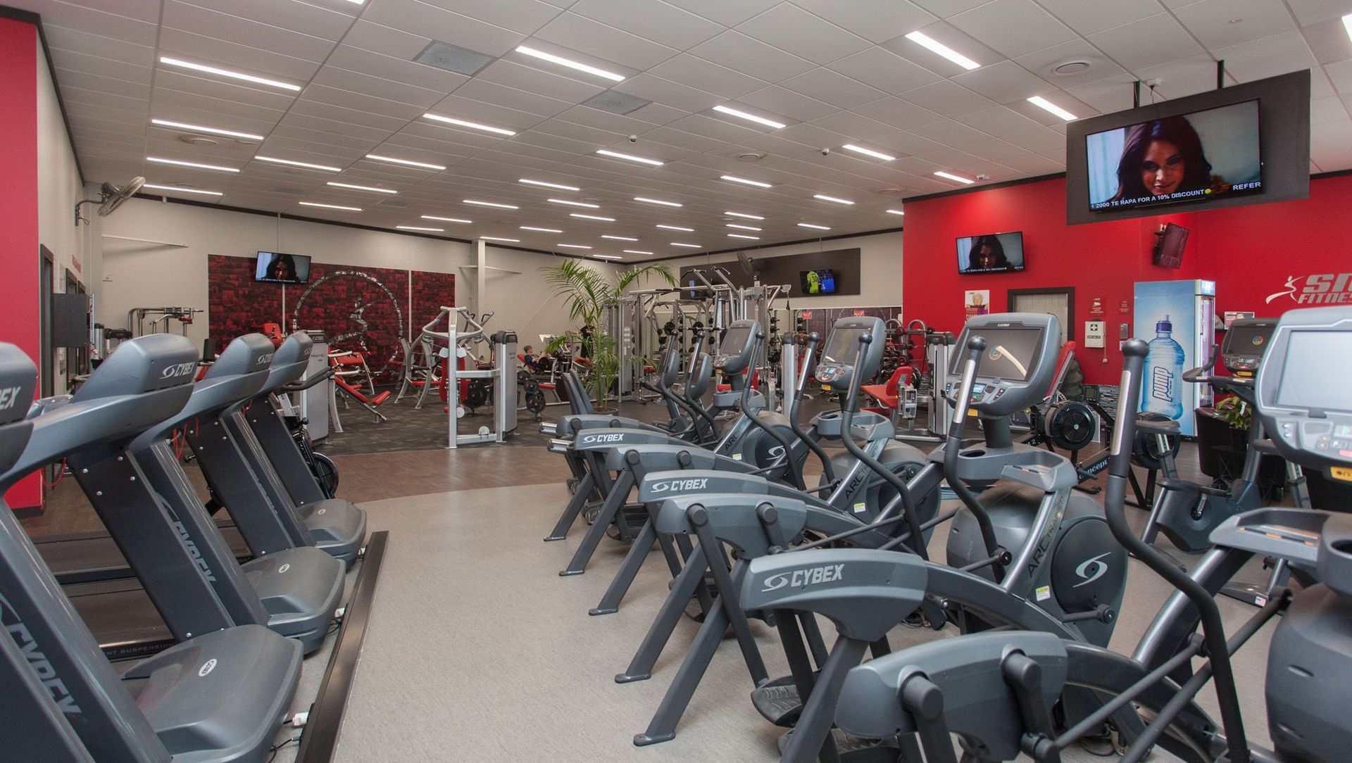 Kingsbeer Construction + Snap Fitness banner