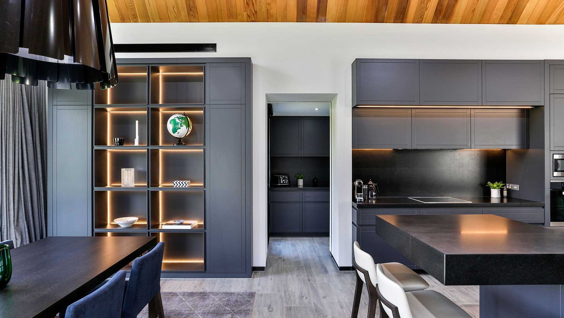 Queenstown Kitchen banner