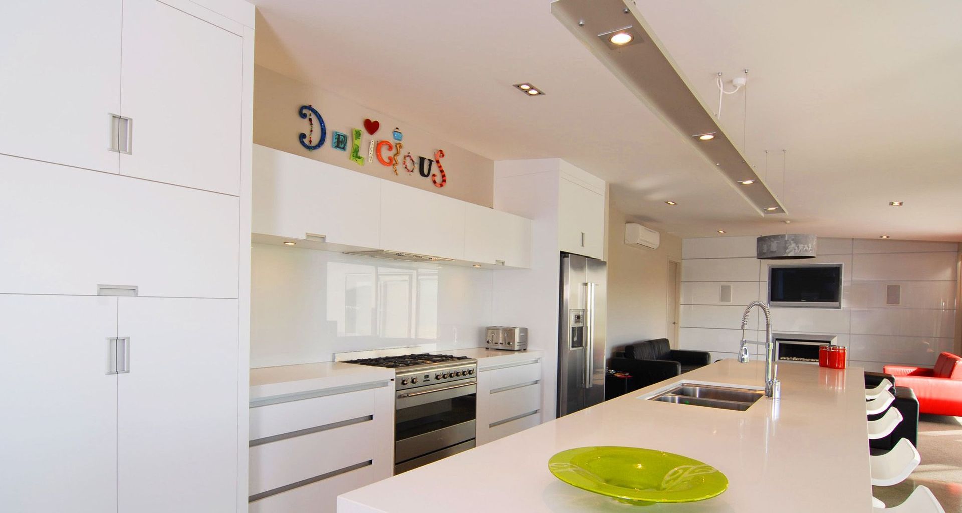 Kitchen and Vanity banner