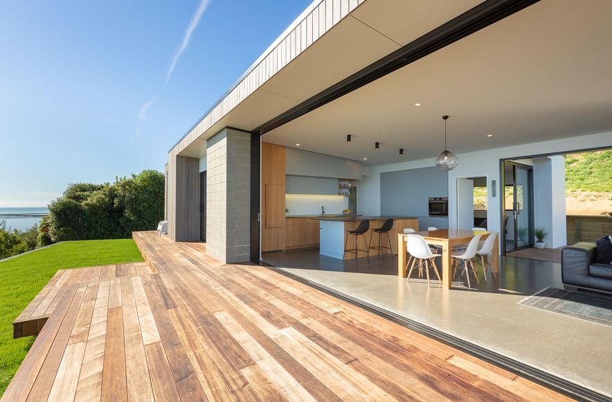 Kitchen with endless views