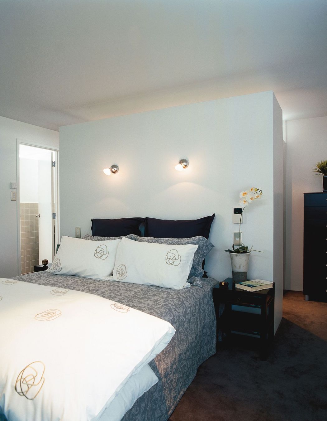 Master Bedroom Suite with Walk-behind robe, bathroom and hobby/study.