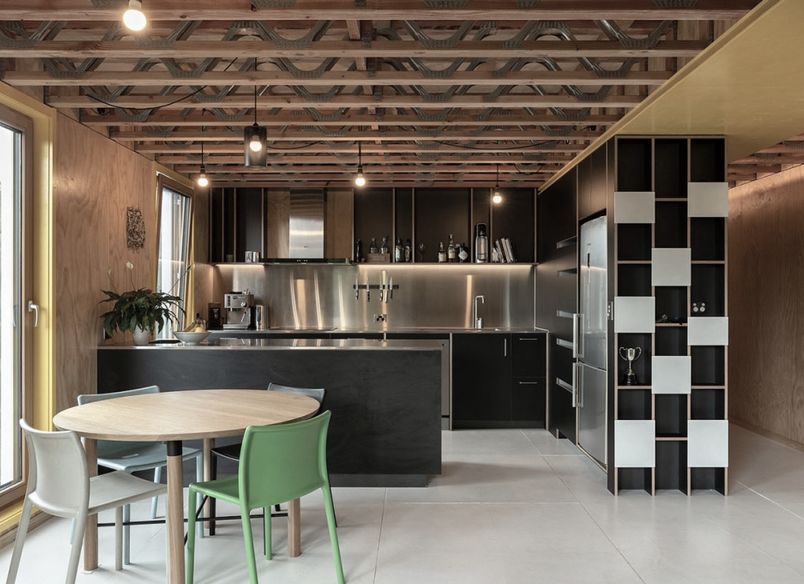 Kowhai House by Rafe Maclean Architects