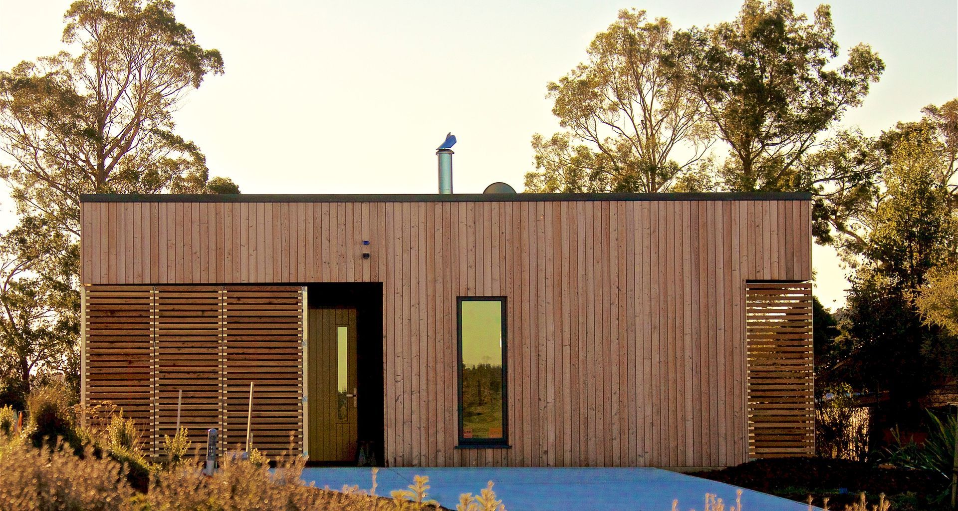 Kowhai Cabin banner