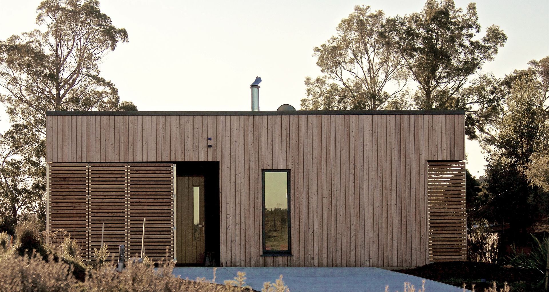 Kowhai Cabin banner