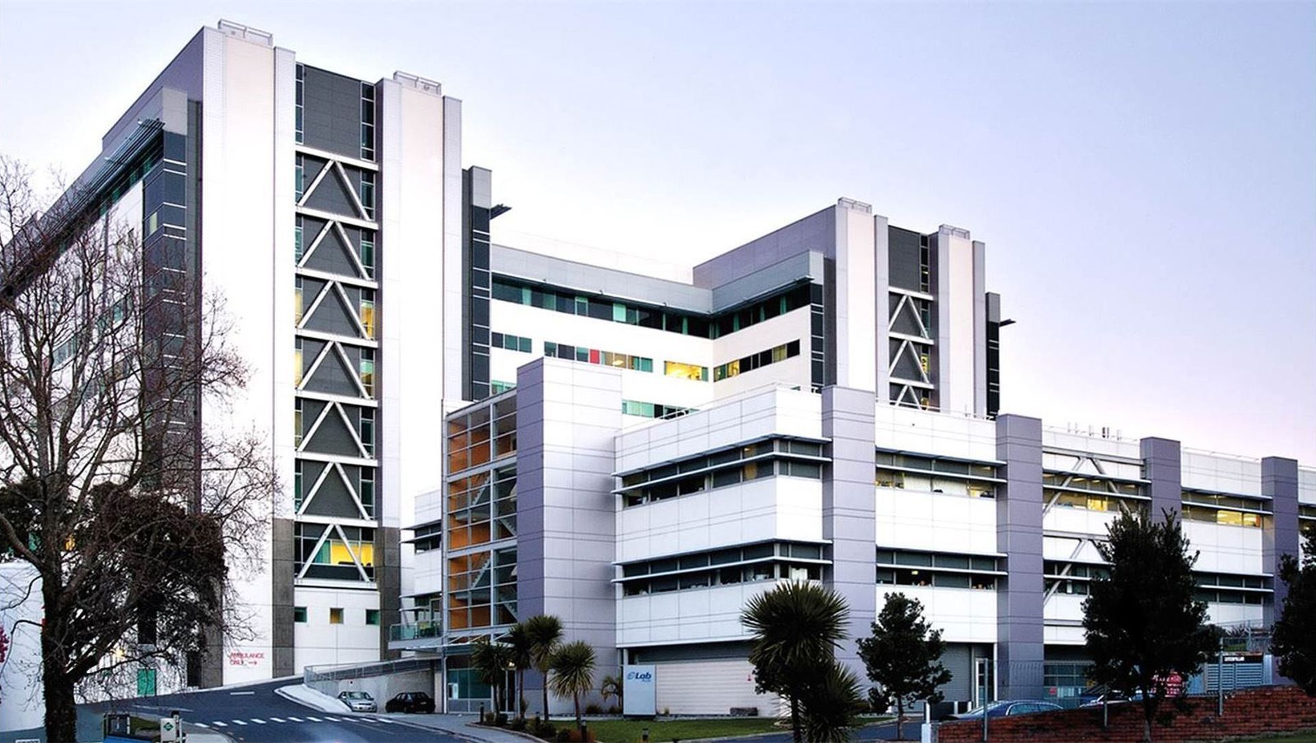 LabPlus banner