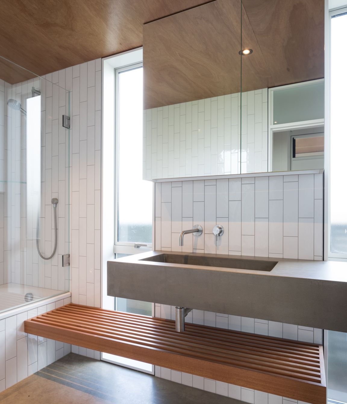 Main Bathroom - Source Series 1314 Spout &amp; Concealed Mixer, SI006 Bottle Trap
