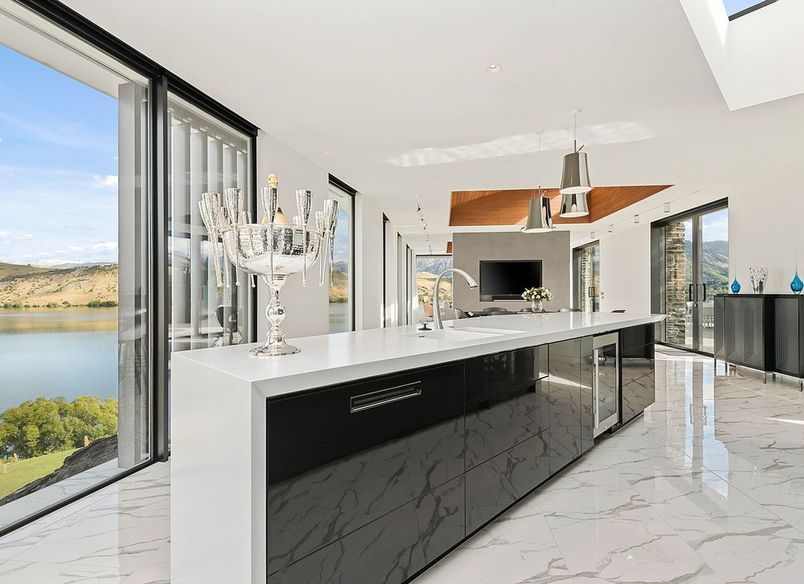 Lake Hayes Road New Home