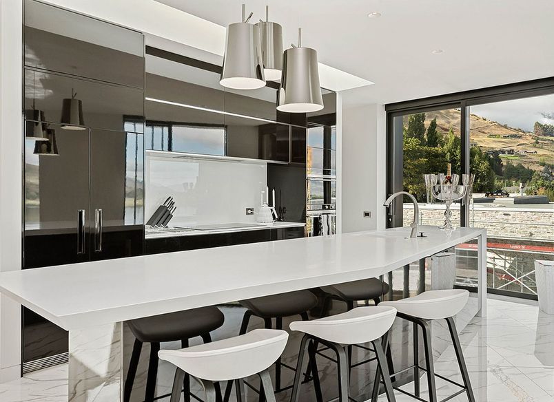 Lake Hayes Road New Home