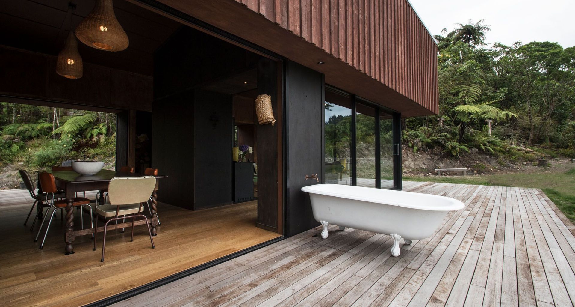 Lake Tarawera House banner