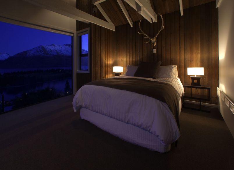 Lake View House