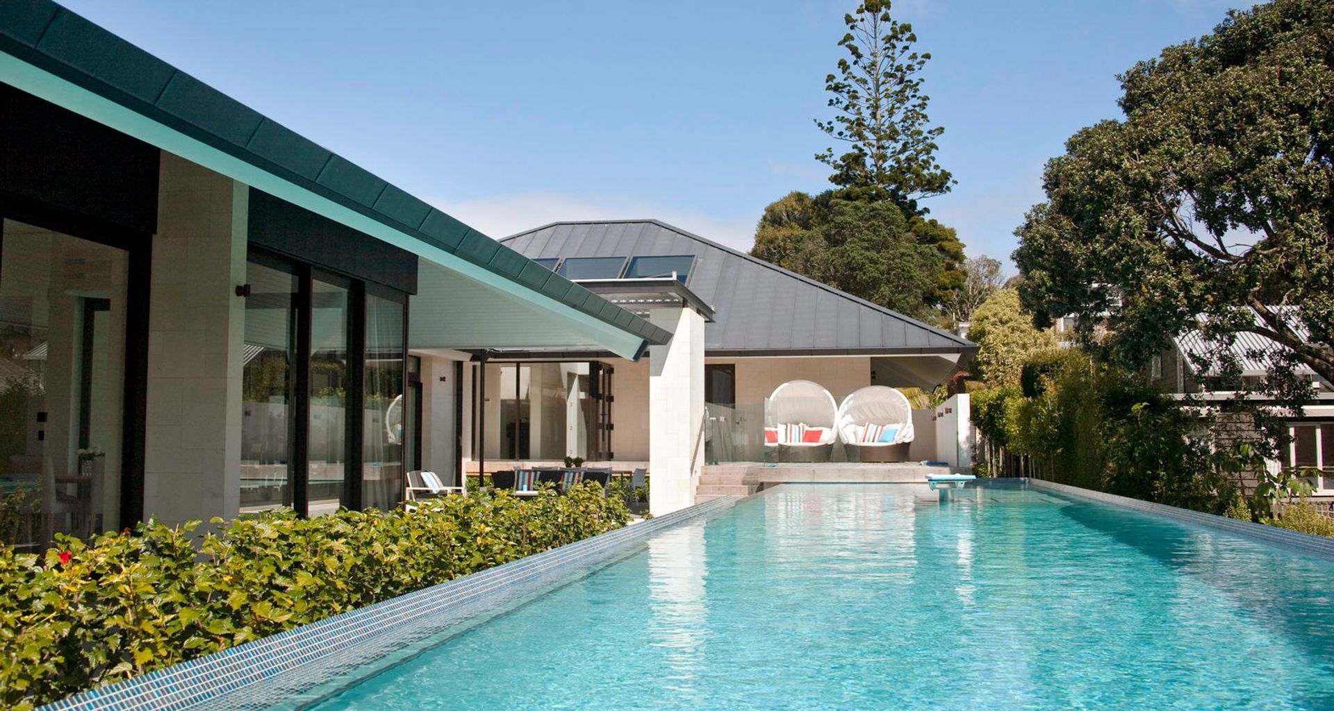 Lake View, Takapuna banner