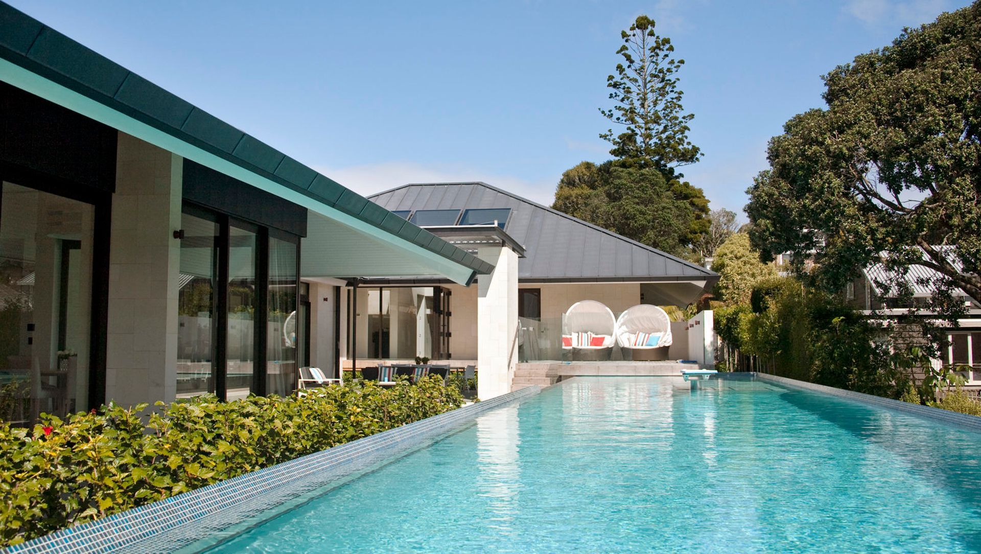 Lake View, Takapuna banner