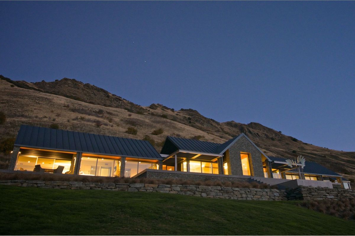 Lake Hayes Home