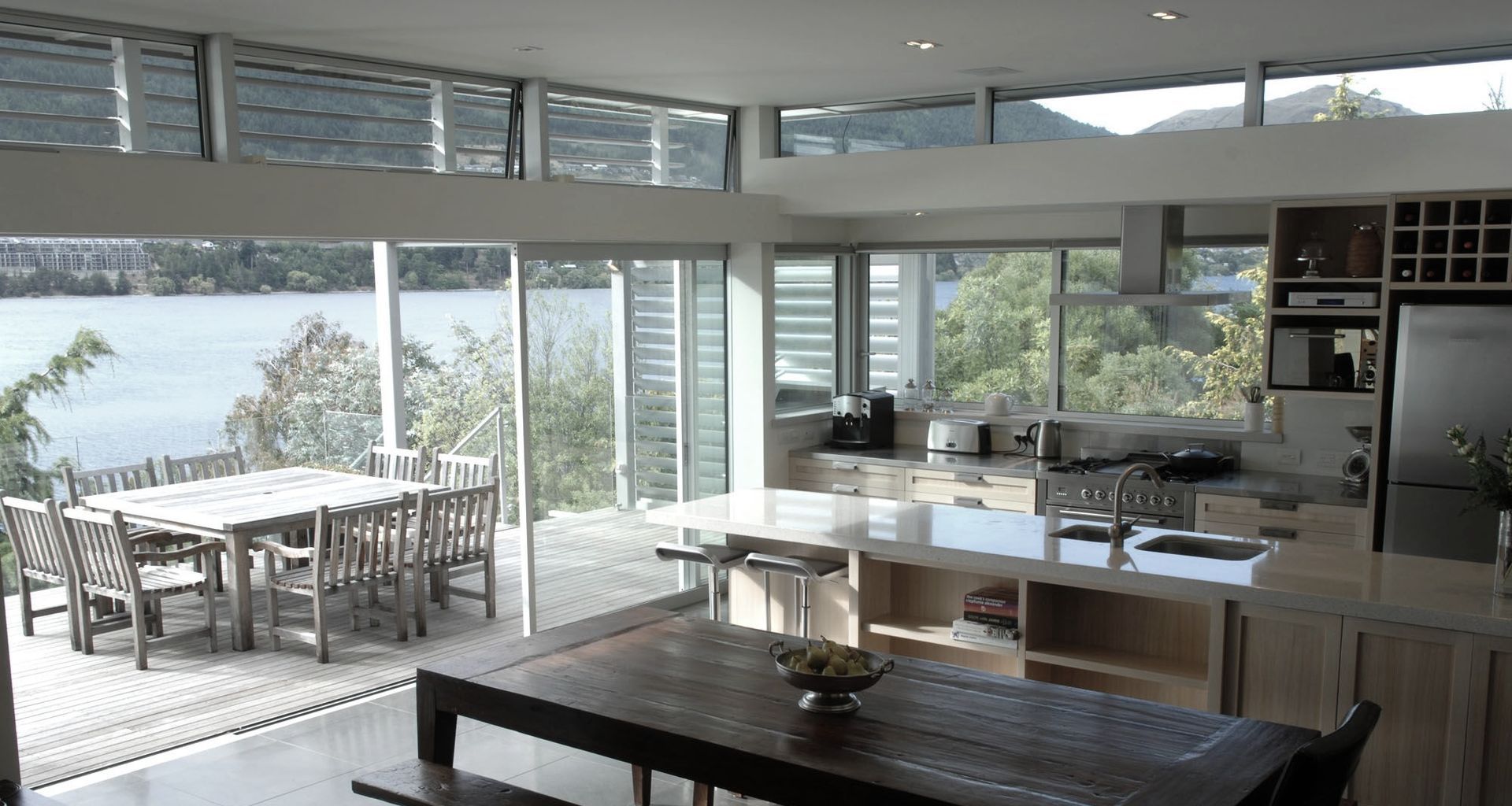 Lake Wakatipu House banner