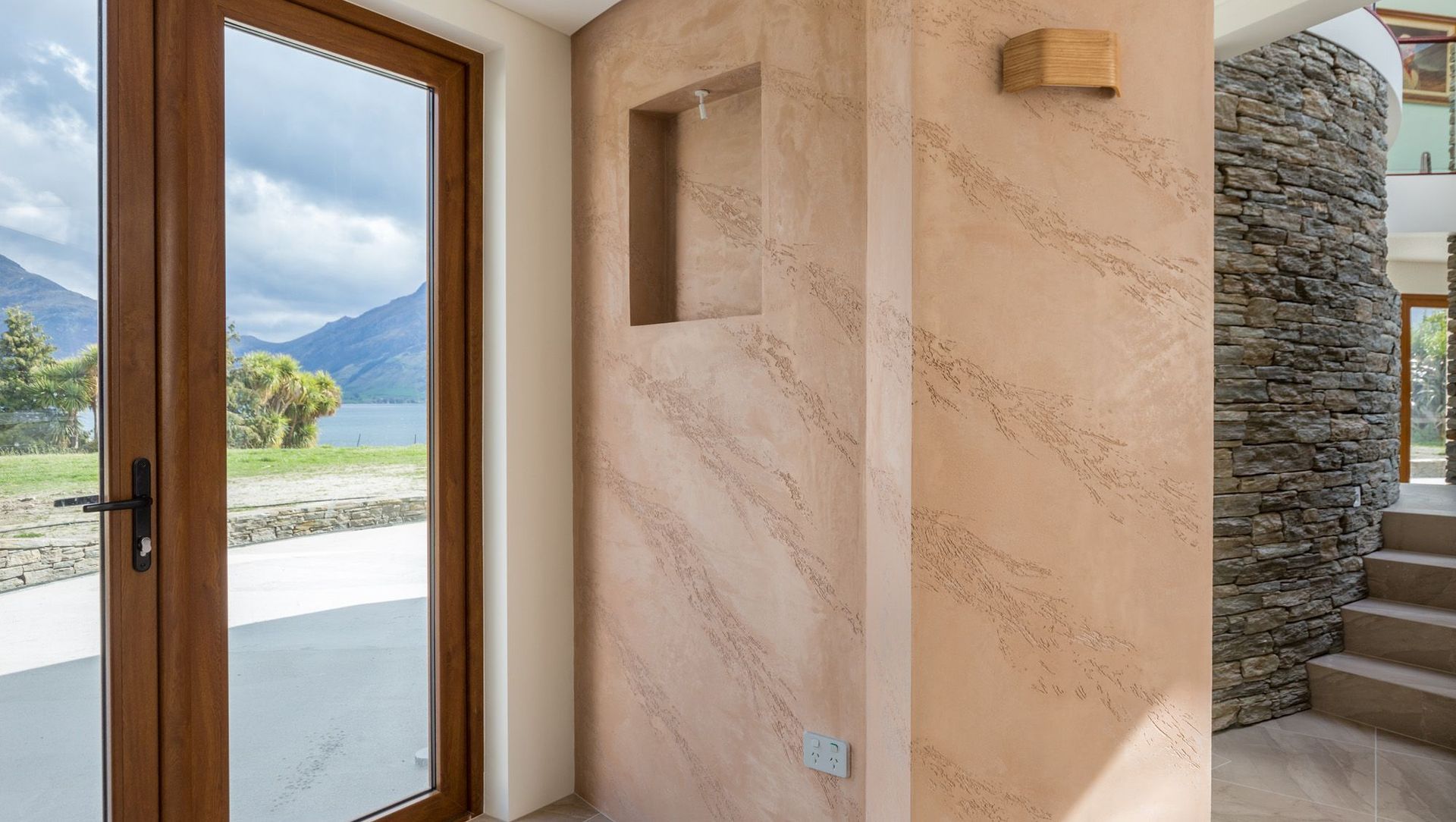 Lakeside Estate, Queenstown banner
