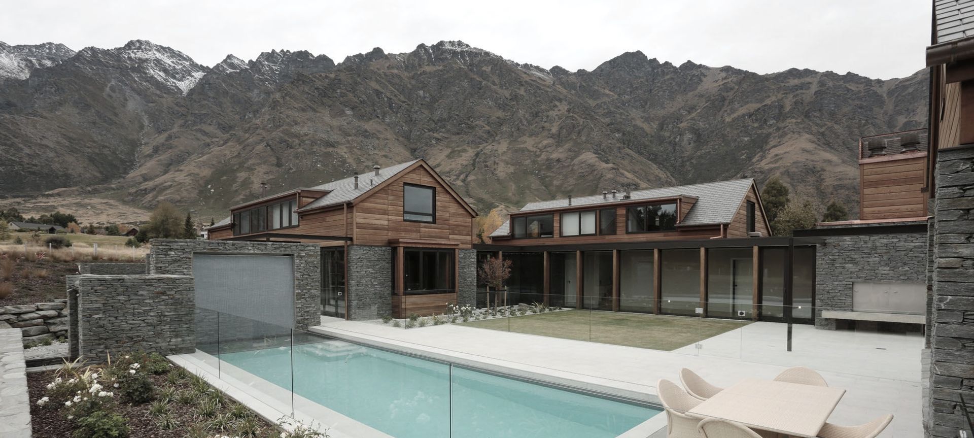 Lakeside Estate, Queenstown banner