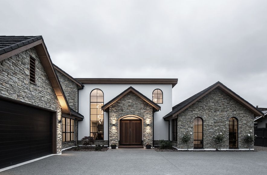 Lakeside Retreat