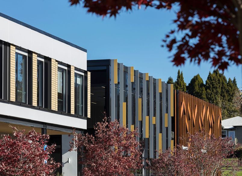 Lakesyde Business Centre