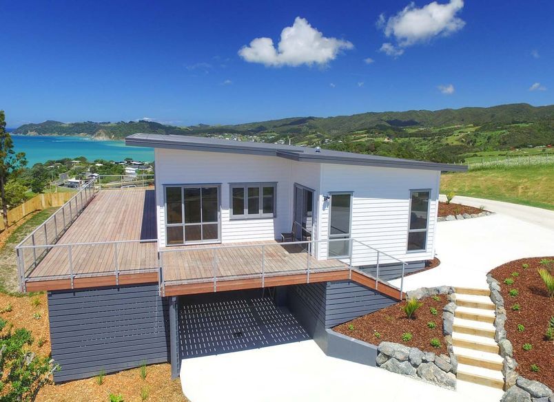 Langs Beach Coastal Bach