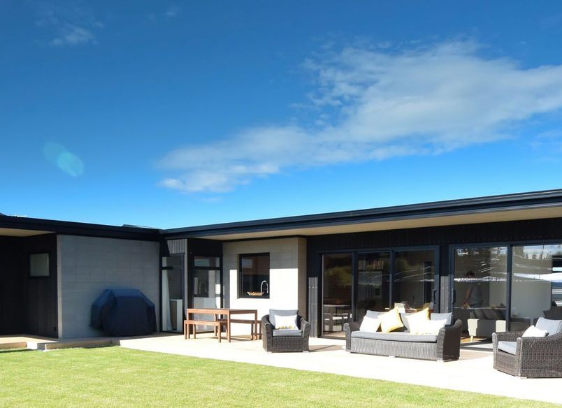 Lazarette Loop House