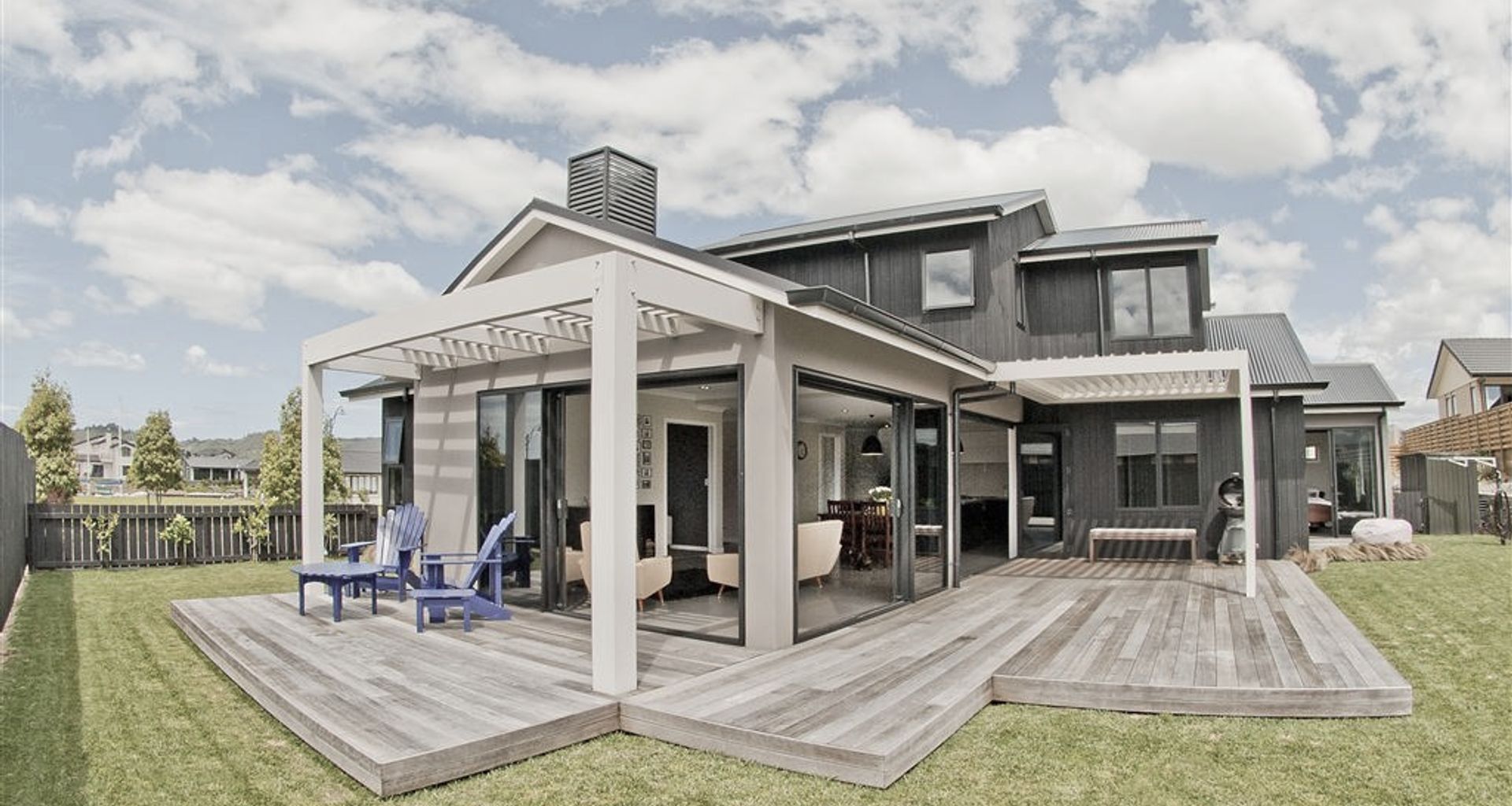 Leeward Drive banner