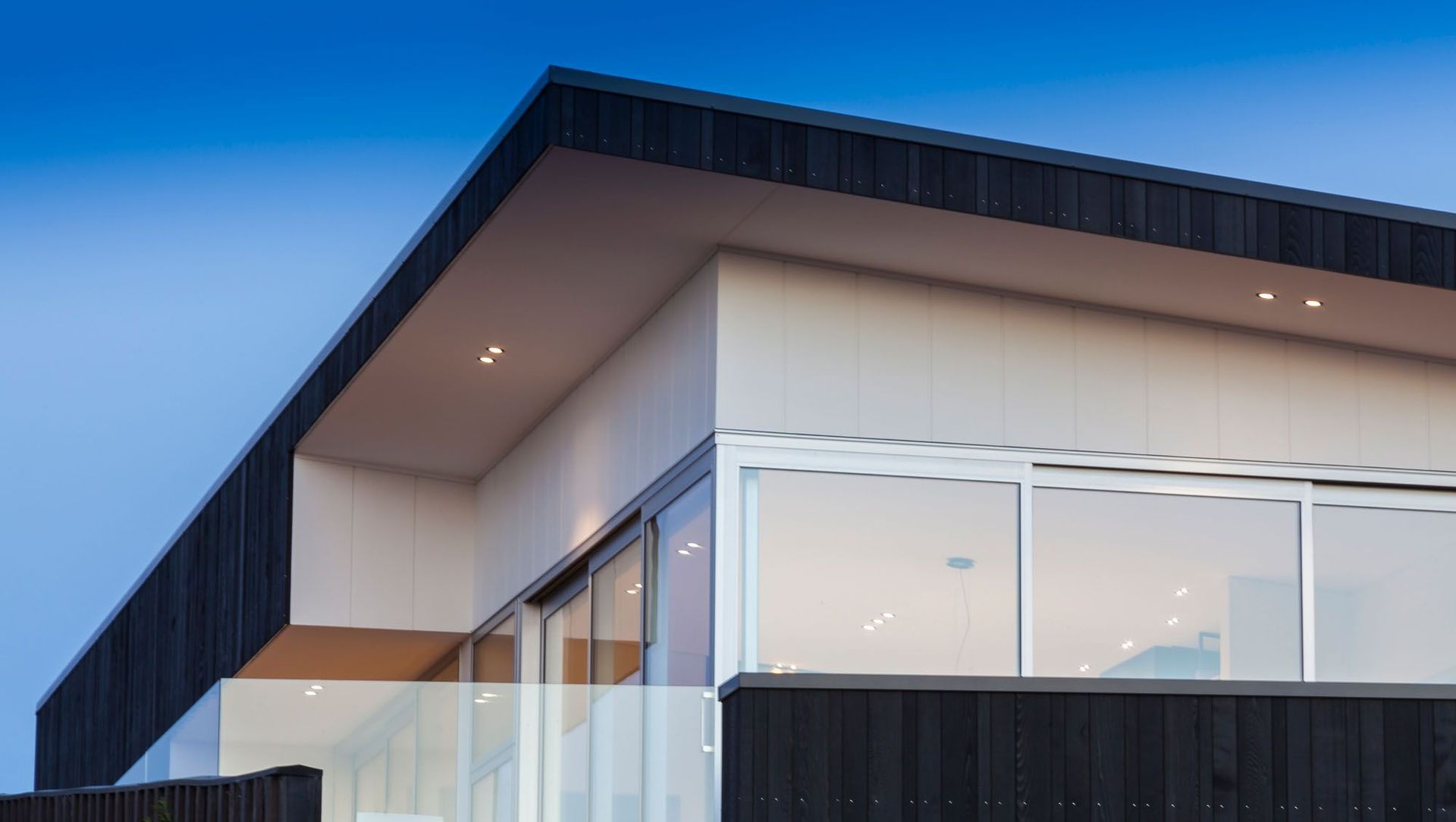 Light Luxury banner