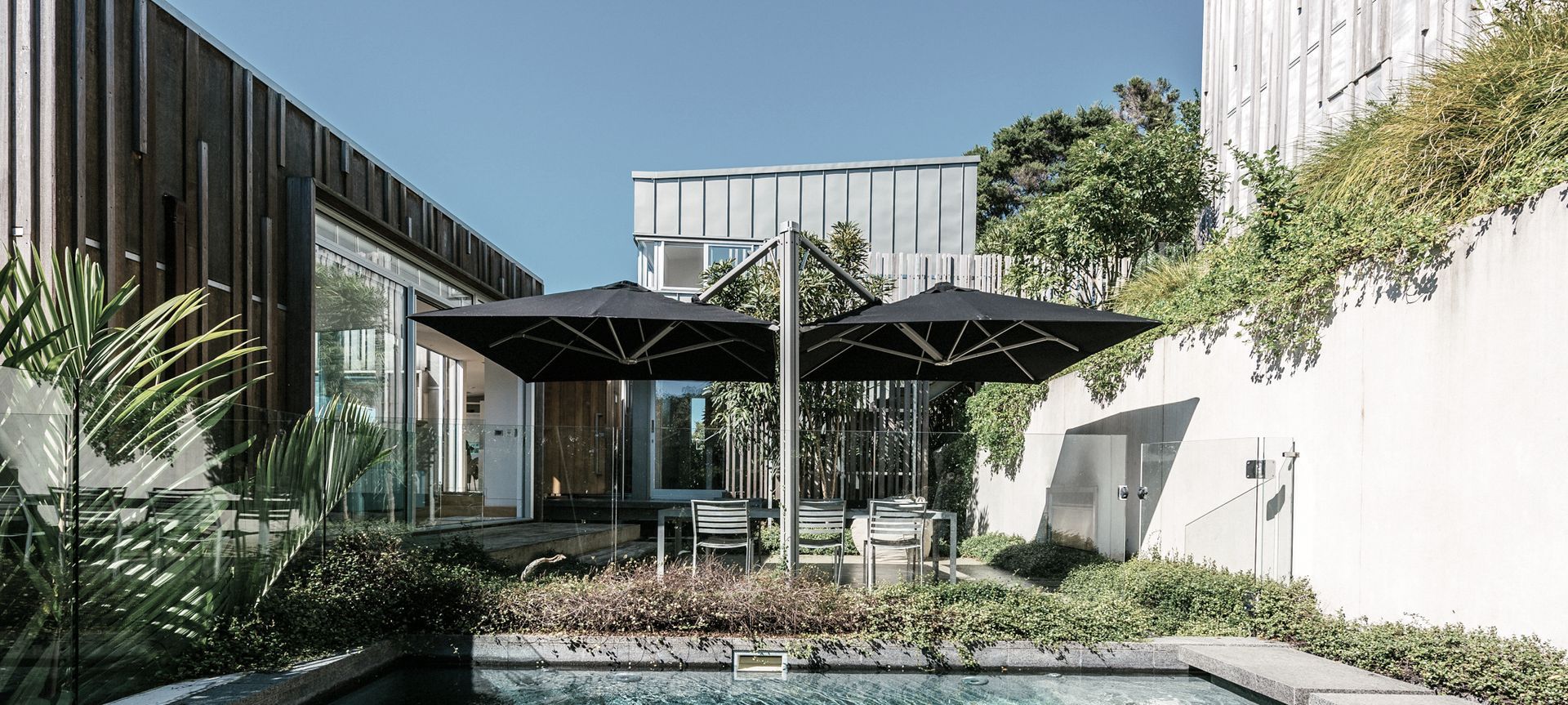 Little Oneroa House banner