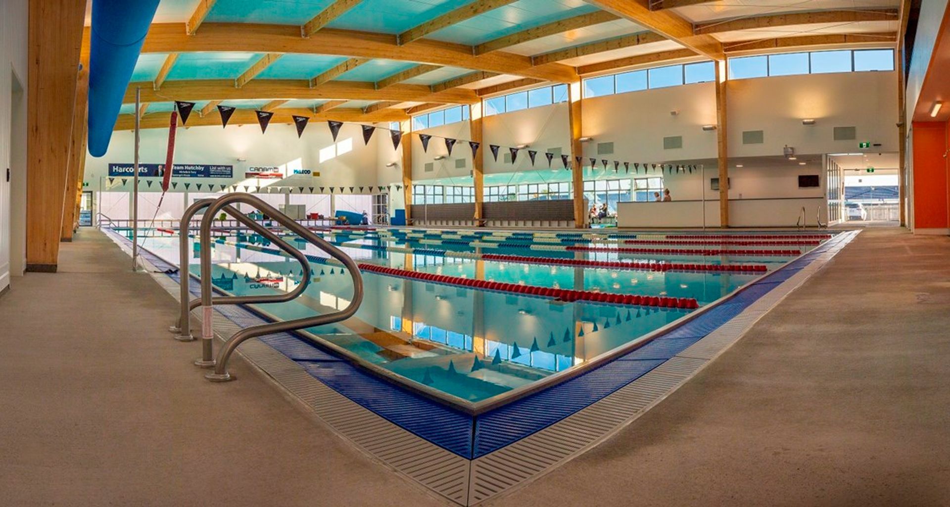 Liz van Welie Aquatics banner