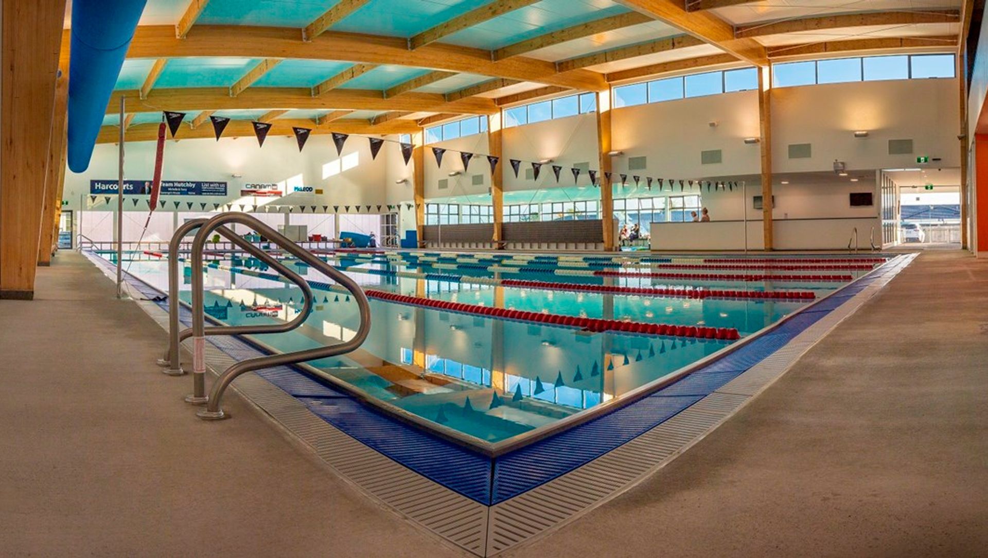 Liz van Welie Aquatics banner