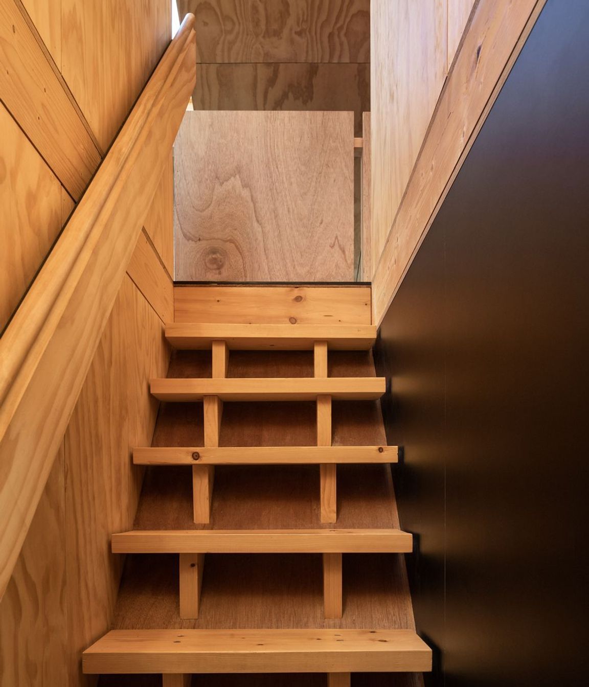 The extensive use of timber creates a feeling not unlike the experience of staying in an alpine hut. 