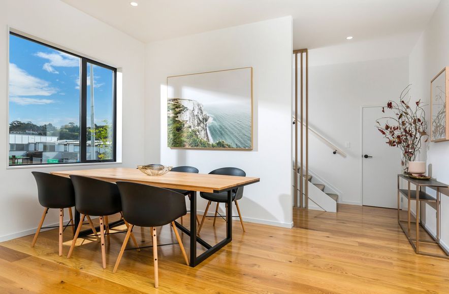 Longbay Showroom