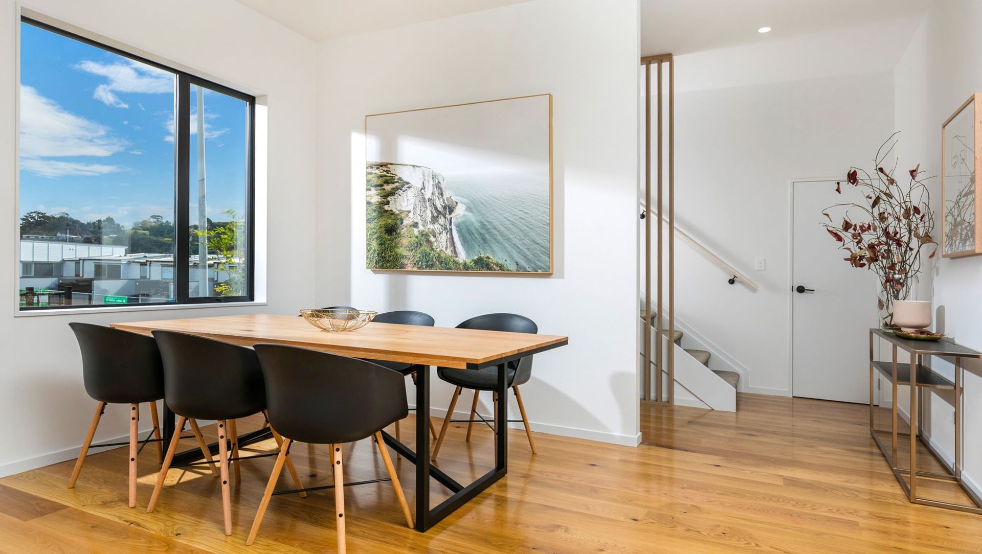 Longbay Showroom banner
