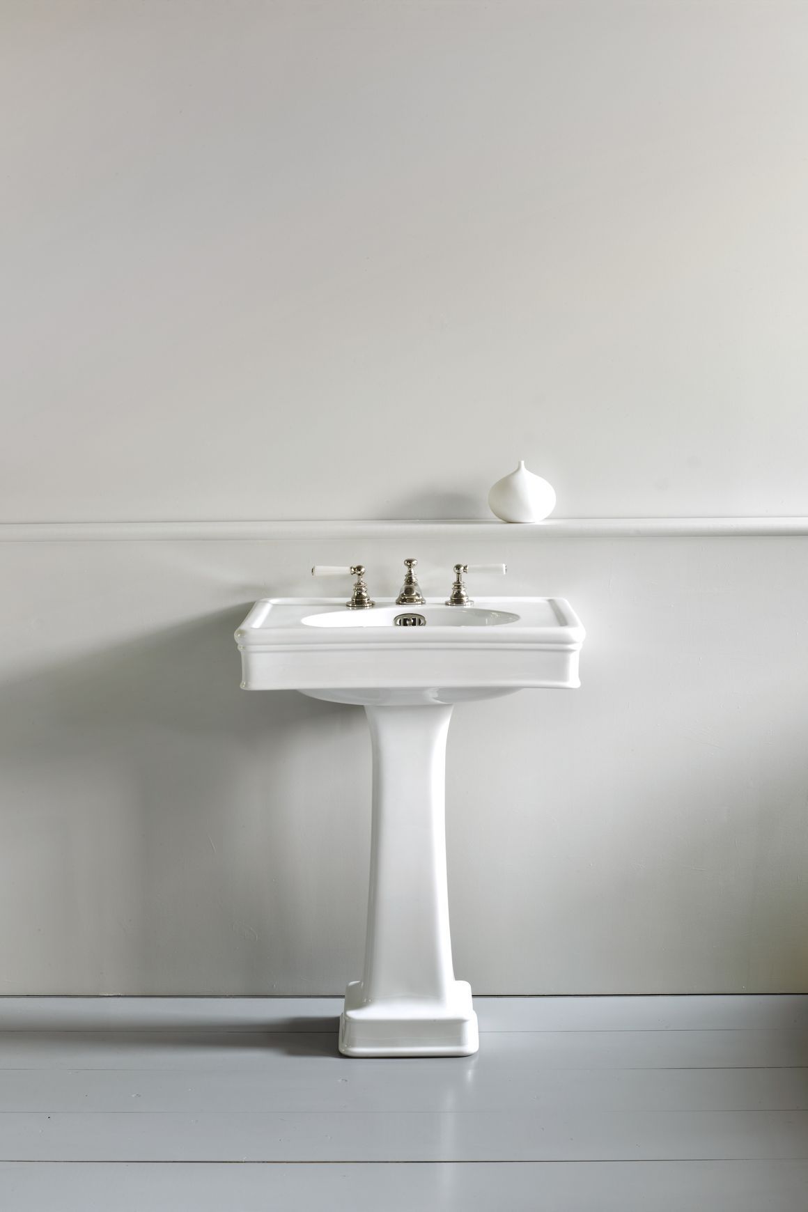 Lonsdale 550mm and 650mm Basin on Basin Stand