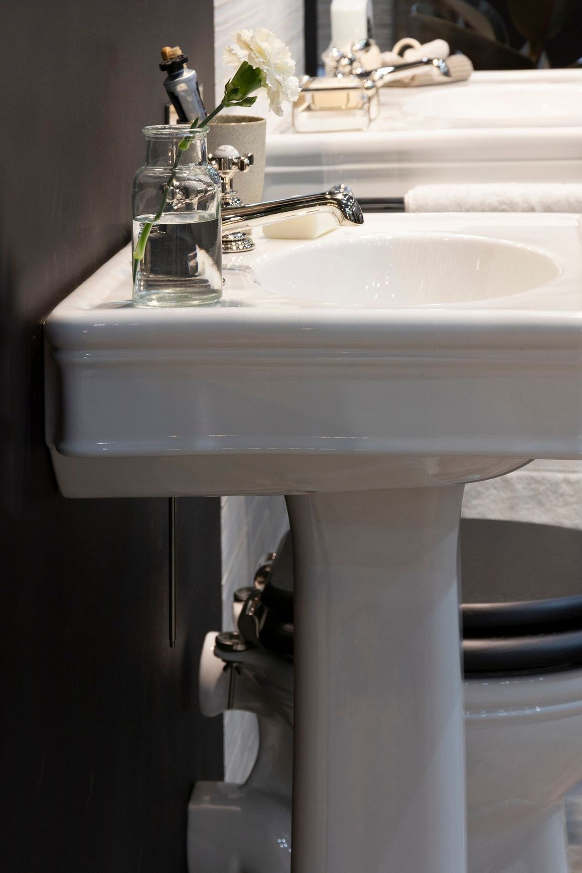 Lonsdale 550mm and 650mm Basin on Basin Stand