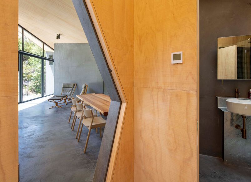 Bivvy House | Vaughn McQuarrie Architect
