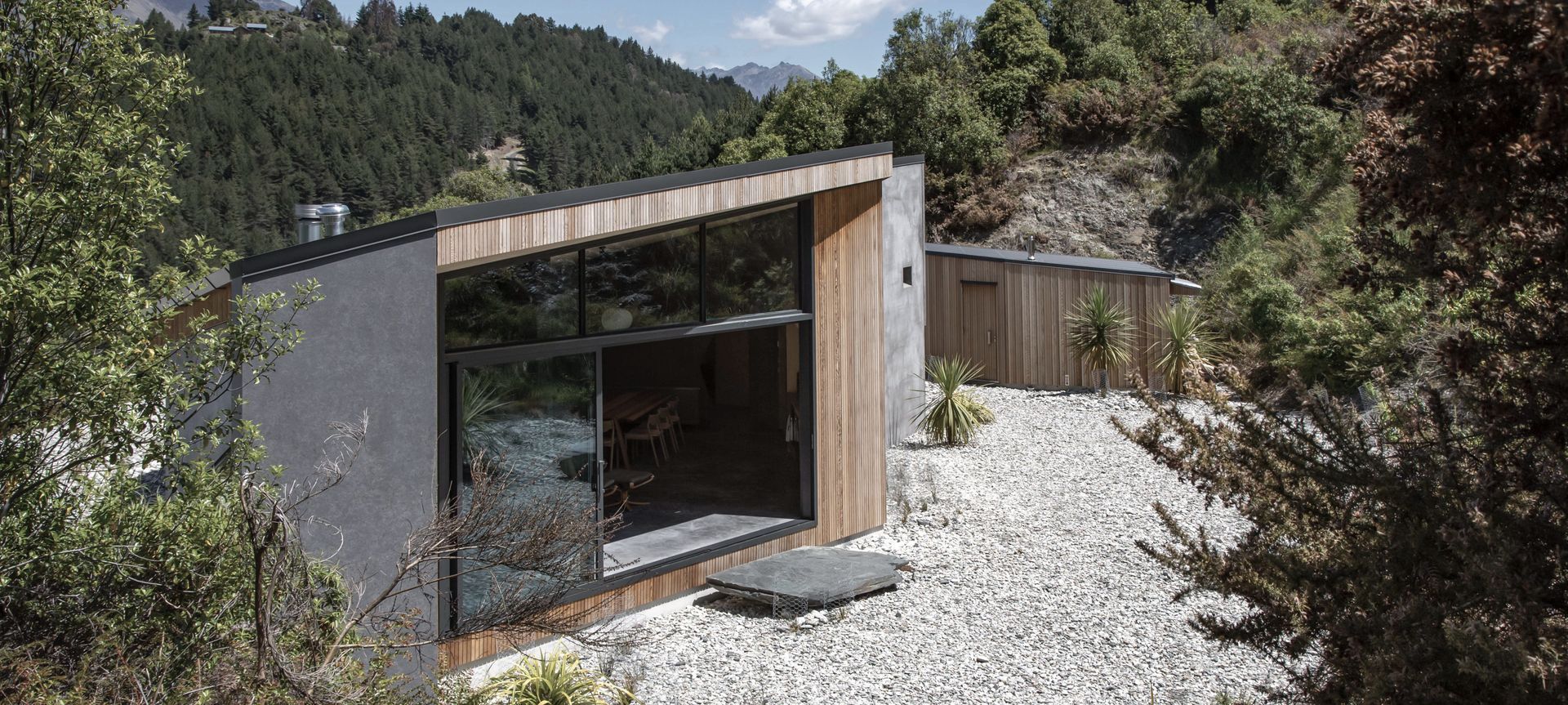Bivvy House | Vaughn McQuarrie Architect banner