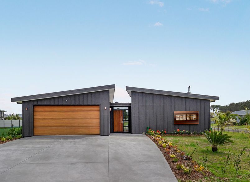 Lowes House - Matarangi Beach