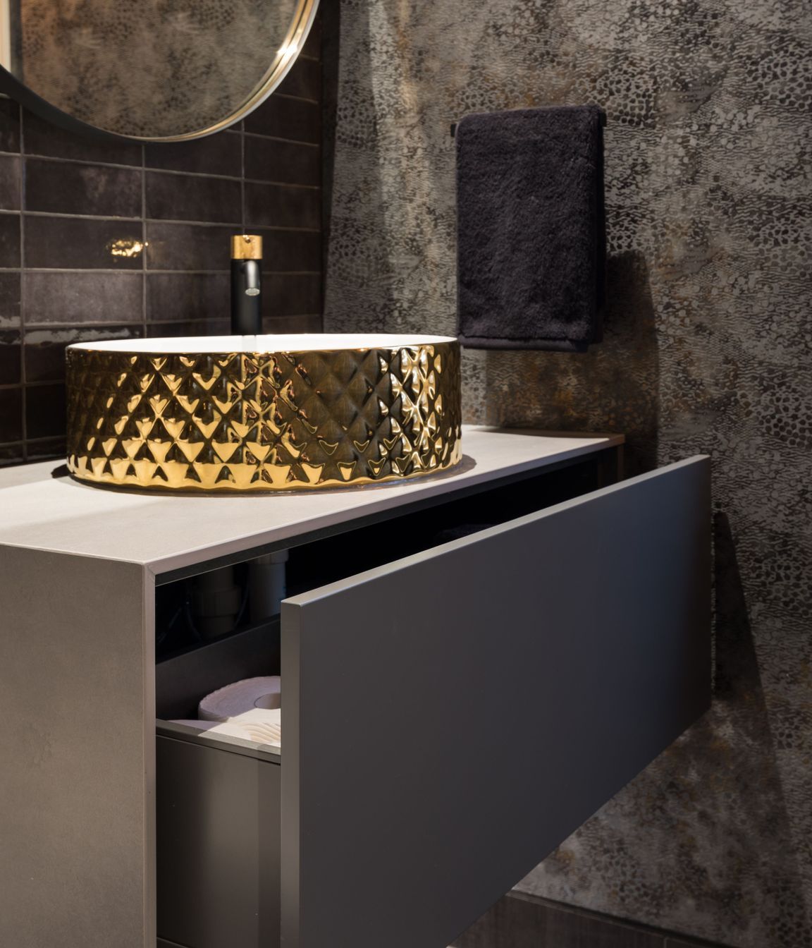 Powder Room - Custom vanity with great storage
