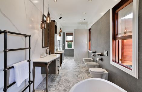 Luxurious Bathroom