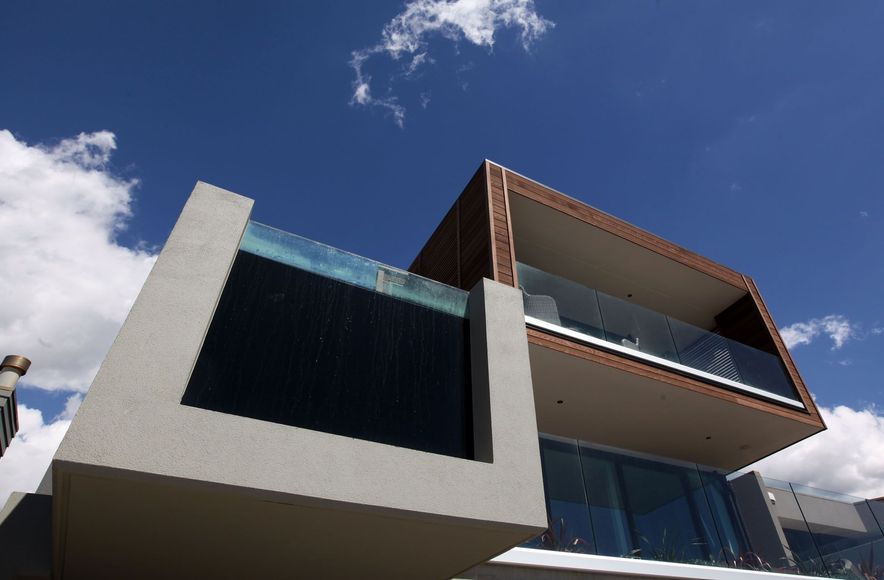 Lynsky House