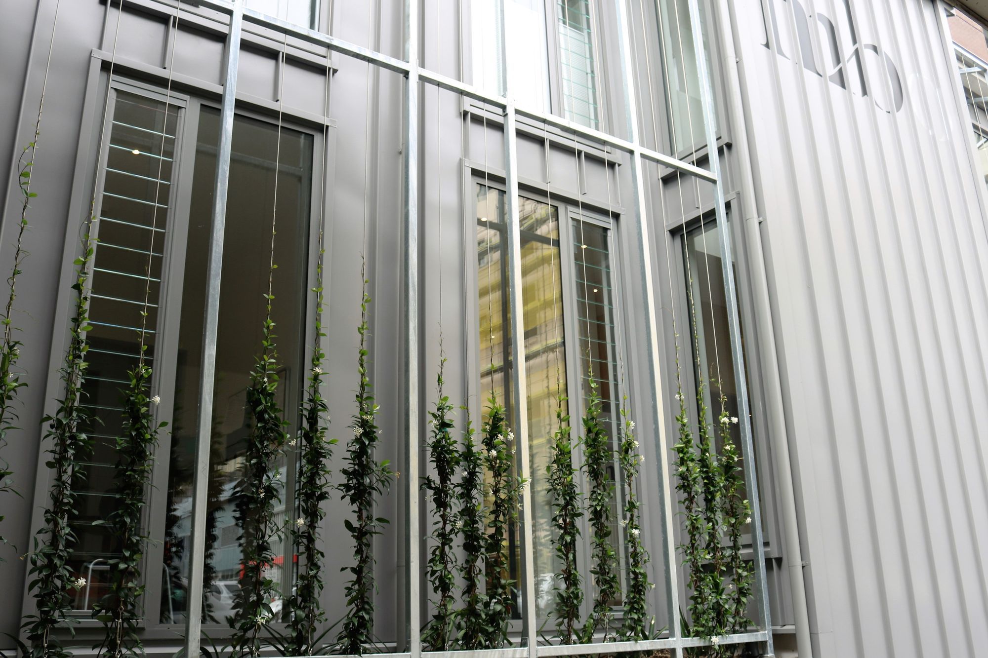 RenovaRenovation &amp; landscape architecture by  Bonnifait + Giesen; planting design by HEDGE