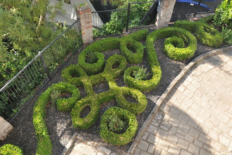 MOSAIC Garden Design