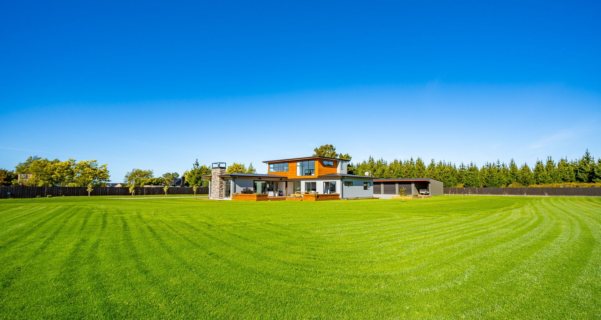 Mandeville New Build banner