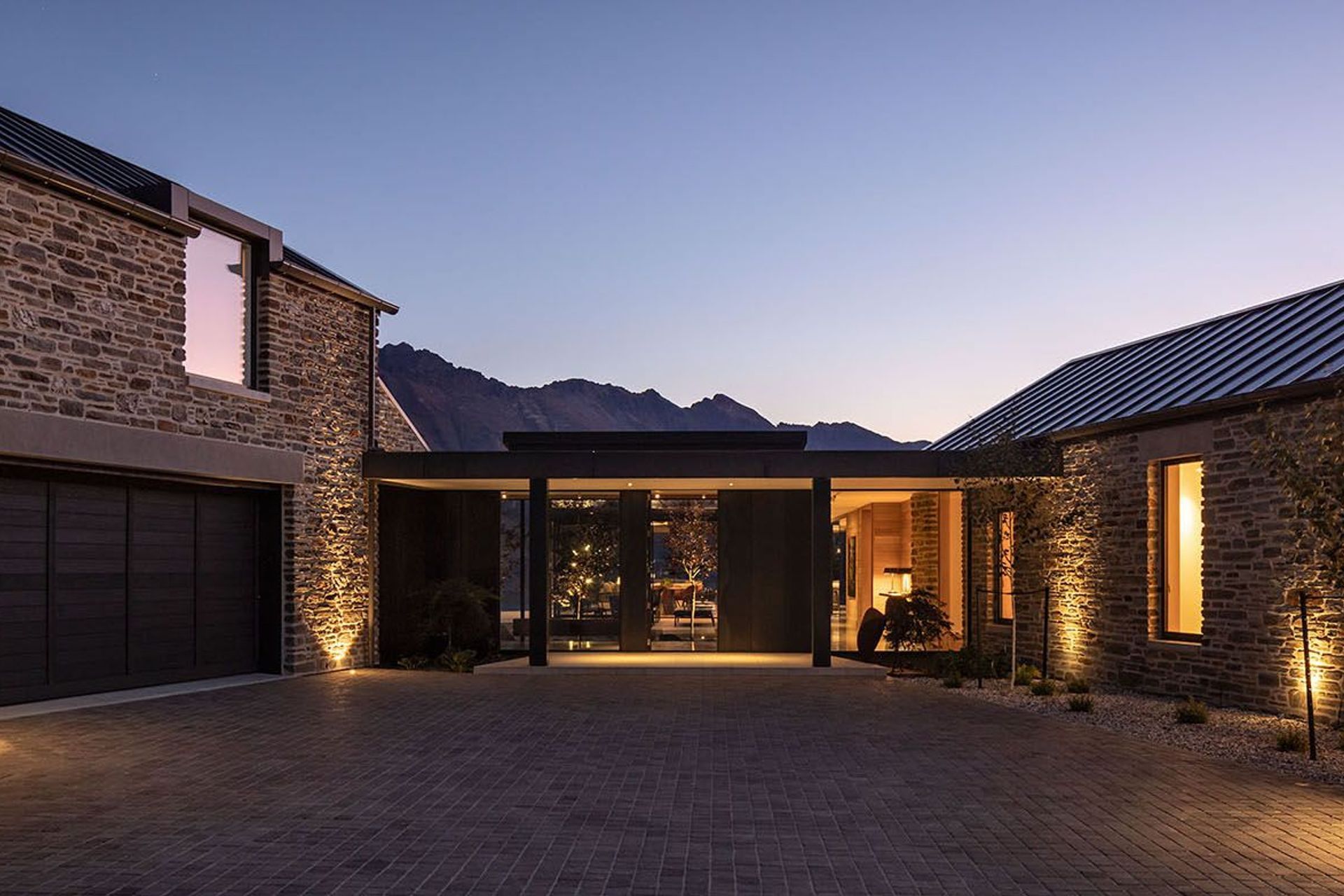 Photograph: Simon Devitt.